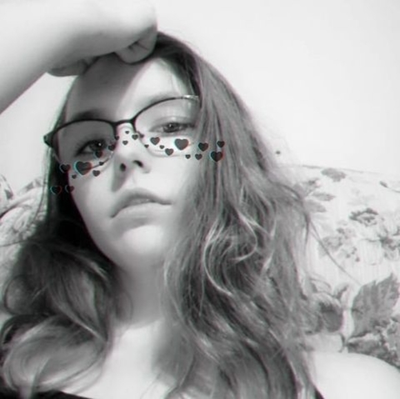 Meet your Posher, Kassandre - Picture 1 of 1